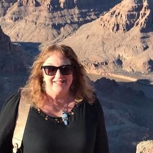 Meet your Posher, Linda